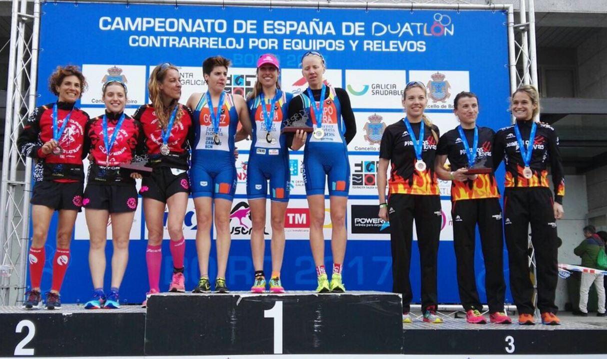 Frauenpodest Spanien Meisterschaft Duathlon Staffel Boiro