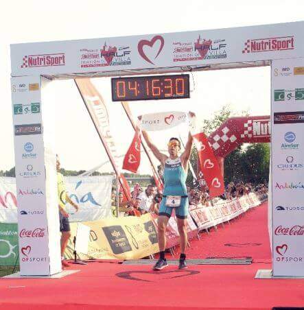 David Orozco winning the Seville Half Triathlon