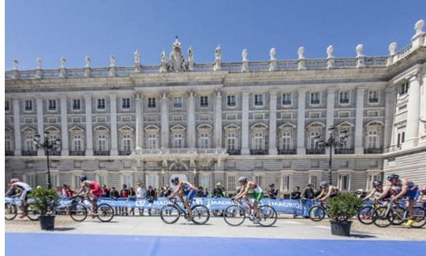 O evento de Madri passando pelo Palácio Real