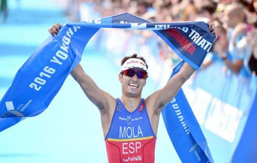 Mario Mola gewinnt in Yokohama im Jahr 2016