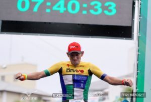 Tim Don obtient le deuxième meilleur record de l'histoire d'Ironman Brésil avec 7: 40: 23