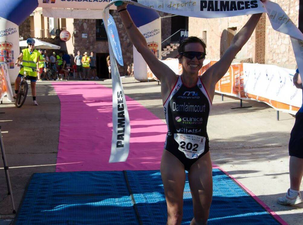 Marina Damlaimcourt winning the Palmaces Triathlon in 2016