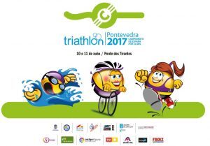 Plus de triathlètes 700 dans le championnat d'Espagne des clubs de Pontevedra