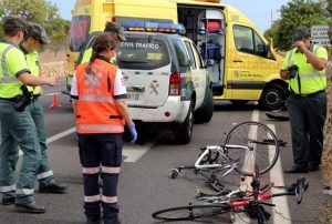 EL congreso da el primer paso para castigar el abandono de ciclistas atropellados