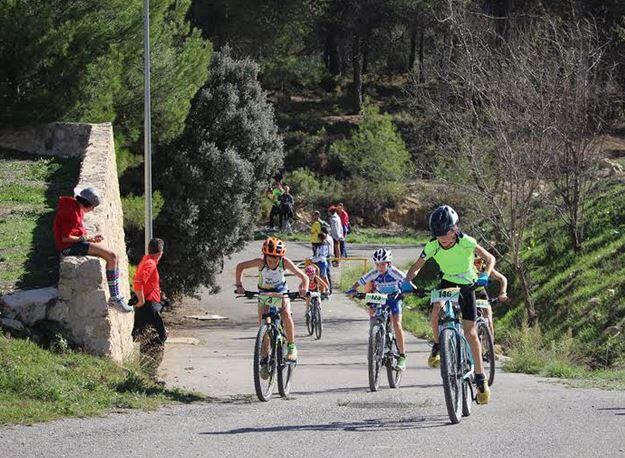 Children's Triathlon, cycling sector