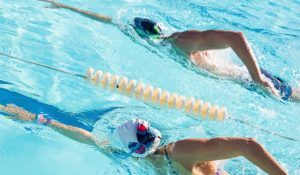 Mejora el rendimiento en natación trabajando la cadencia