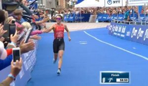 Flora Duffy wins the Hamburg World Series