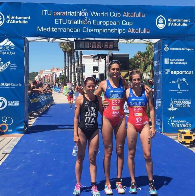 Weibliches Podium Campeoanto Mediterrano triatlion altafulla