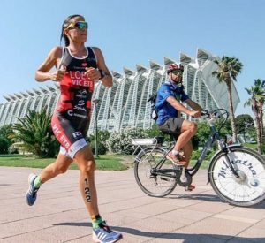 Sara Löehr fifth in the Ironman 70.3 of Vichy