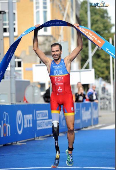 Dani Molina Campione del mondo di paratriathlon