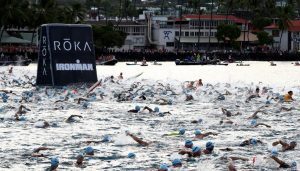 Dorsal aller Spanier bei der Ironman-Weltmeisterschaft in Hawaii. 54 Triathleten, historische Aufzeichnung.