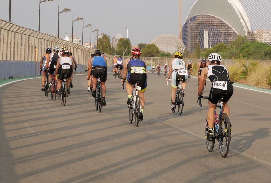 Segmento ciclista en circuito formula 1