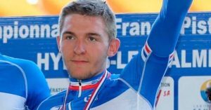 Radfahren trauert: Mathieu Riebel stirbt, als er einen Krankenwagen trifft
