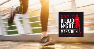 Coureurs 11.000 dans le Marathon de nuit EDP Bilbao