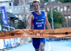 Kristian Blummenfelt gana el ironman 70.3 Bahrain. Noya cuarto se queda sin la triple corona