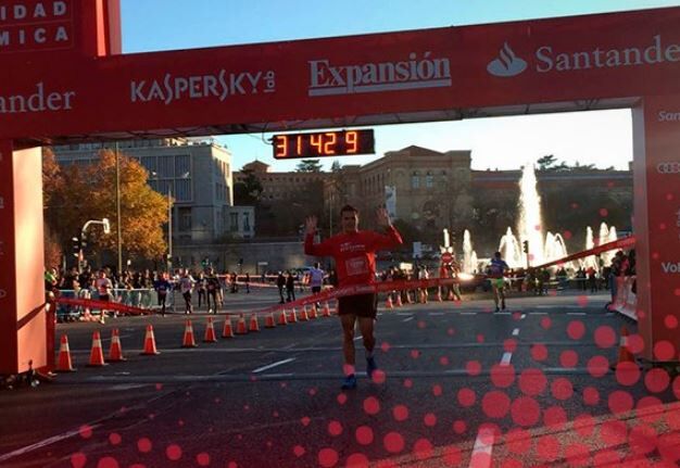 Javier Gómez Noya, vainqueur de la Business Race