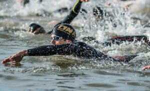 Ironman annonce que tous les athlètes du monde IRONMAN champions dans les groupes d'âge