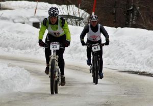 Das Ansó-Tal bereitete sich auf die spanische 2018 Winter-Triathlon-Meisterschaft vor