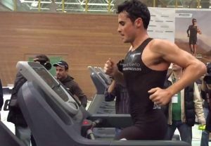 Não perca a corrida de 30 km de Javier Gómez Noya em fita