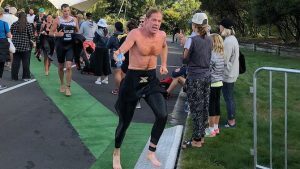 Ken Glah, el súper hombre que consigue por 35ª vez consecutiva su clasificación para el Ironman de Hawaii