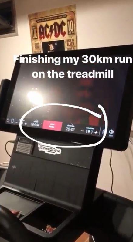 Gomez Noya On the treadmill