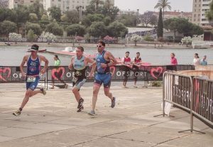"6 Reasons, 6" to compete in the XXII Sanitas Triathlon of Seville