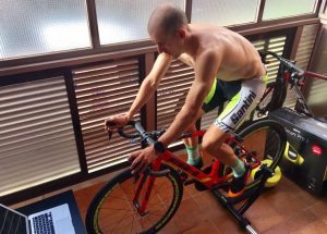 Fernando Alarza explains the benefits of working with the Bkool roller