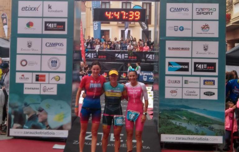 Podio femminile del triathlon Zarautz