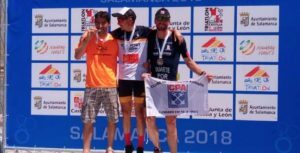 Diego Paredes und Ana Filipa Santos gewinnen den MD Triathlon von Salamanca, Iberian Championship MD