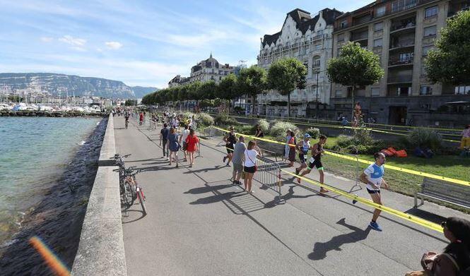 ¿Nadar con vistas al Mont Blanc? Podrás hacerlo en el Triatlón de Ginebra ,noticias_08_triatlon-ginebra-carrera-pie