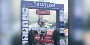 Maria Pujol wins the Valle de Buelna Triathlon