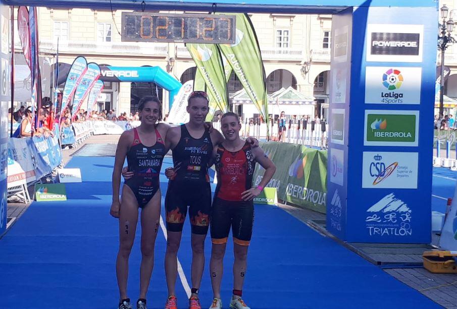 Podium femenino Campeonato España Triatlón 2018