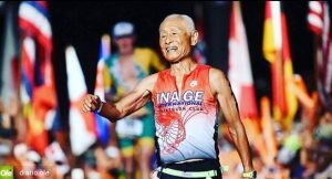 Hiromu Inada von 86 Jahren der Star des Ironman von Hawaii