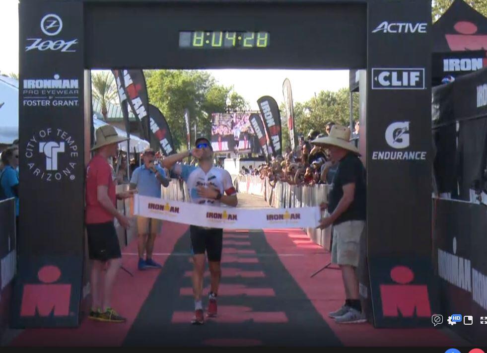 eneko-llanos-vence-ironman-arizona-2 Eneko Llanos vence o Ironman Arizona e se classifica para o Kona 2019 Ironman News