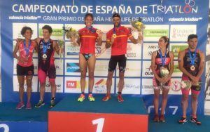 How much did the Spanish triathlon champions win?