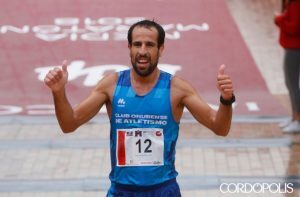 Emilio Martín verlässt den 2: 18 beim Valencia-Marathon