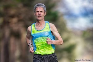 Martín Fiz breaks the Spanish record of 10K in his age group