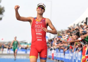 Mario Mola encabezará a la Triarmada en la primera cita de las Series Mundiales