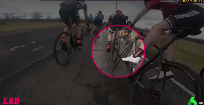 (Vídeo) Aparatoso accidente dentro de un pelotón de ciclista
