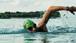 Moins de mètres et plus de qualité de natation pour vous entraîner à votre rythme de compétition: ENTRAÎNEMENT ULTRA-COURT