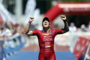 (Vídeo) Resumen Campeonato Mundo Triatlón LD Femenino