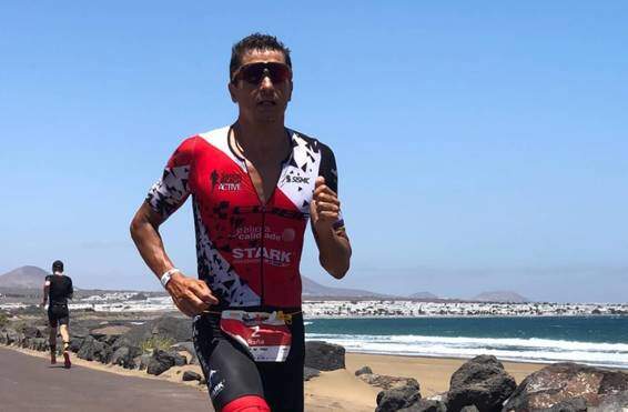 Iván Raña competing in IRONMAN Lanzarote