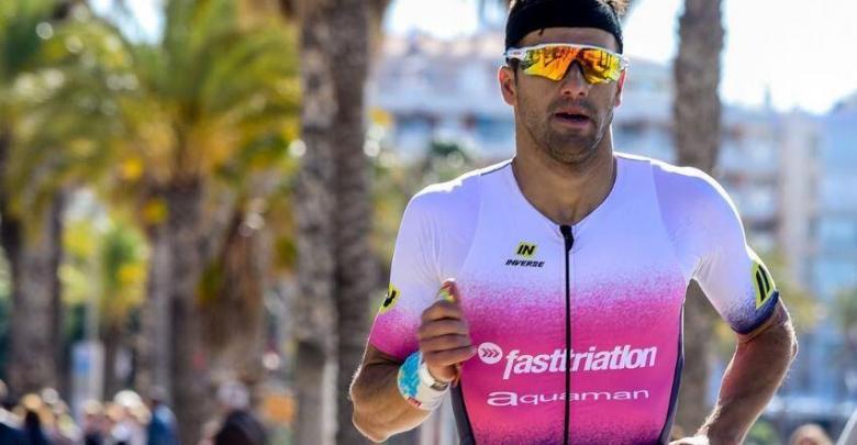 Cesc Godoy competing in triathlon