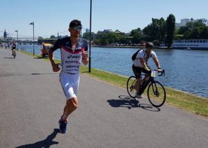 Jan Frodeno remporte l'IRONMAN à Francfort en abandonnant ses heures 8