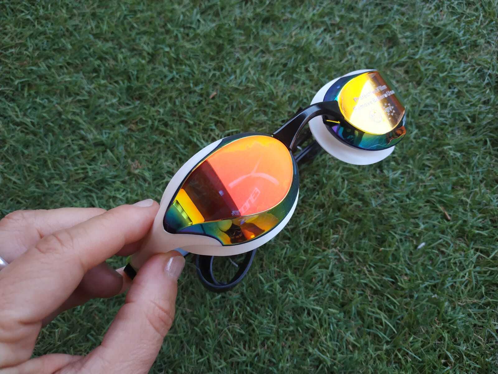 ¿Usas gafas para nadar en piscina o aguas abiertas? Analizamos al detalle 2 modelos de Zone3 - Artículos Material deportivo Gafas natación Zone3 Gafas natación Zome3 Volare