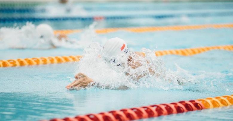 Pre-competition swimming training