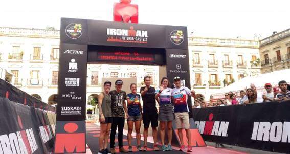 Pressekonferenz in der Metazone IRONMAN Vitoria