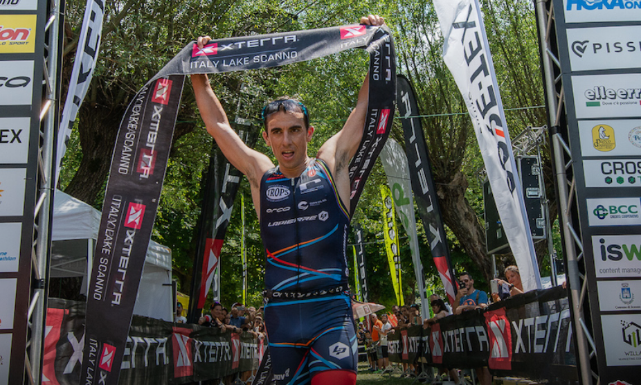Rubén Ruzafa ganando el Xterra Italy Scanno