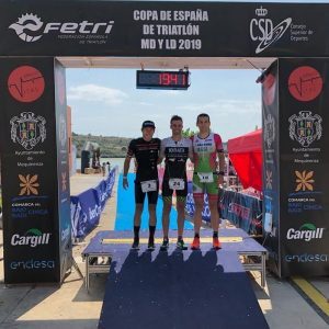 podium masculino Half Triatlón Menquinenza