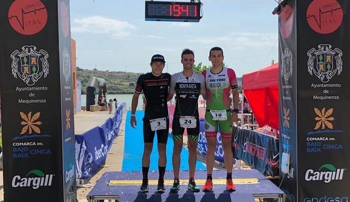 podium masculino Half Triatlón Menquinenza